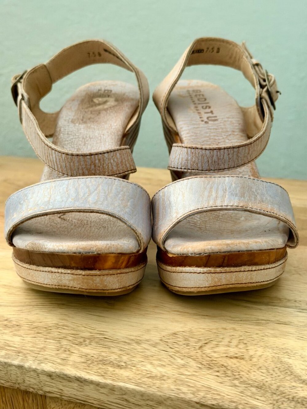 Bed Stu Silver Lux Metallic Leather Platform Wedge Sandals 7.5 - Picture 10 of 16